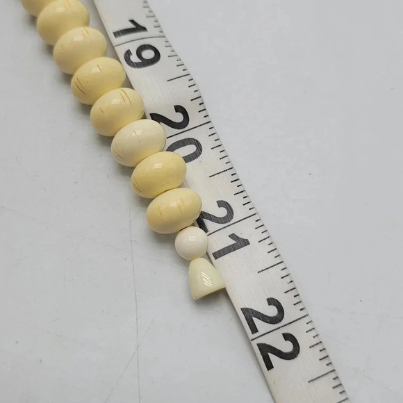 Avon 1985 Indian Summer Naturals Necklace Multi-Color Acrylic 21.75" - Picture 4 of 4